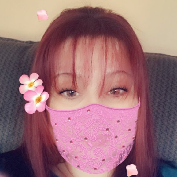 Meet your Posher, Elissa - Picture 3 of 4